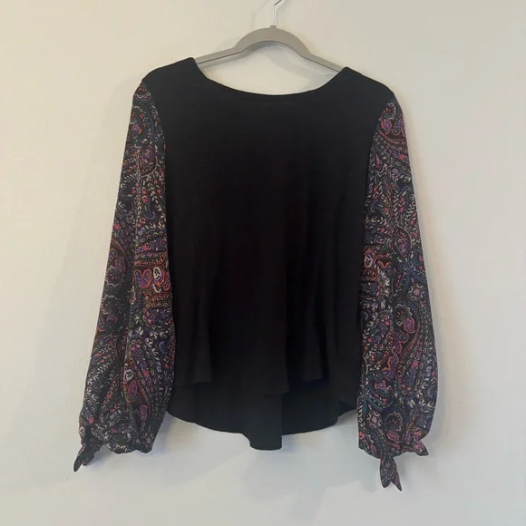 Anthropologie Maybelle Tied Sleeve Top by Akemi + Kin - Picture 9 of 10